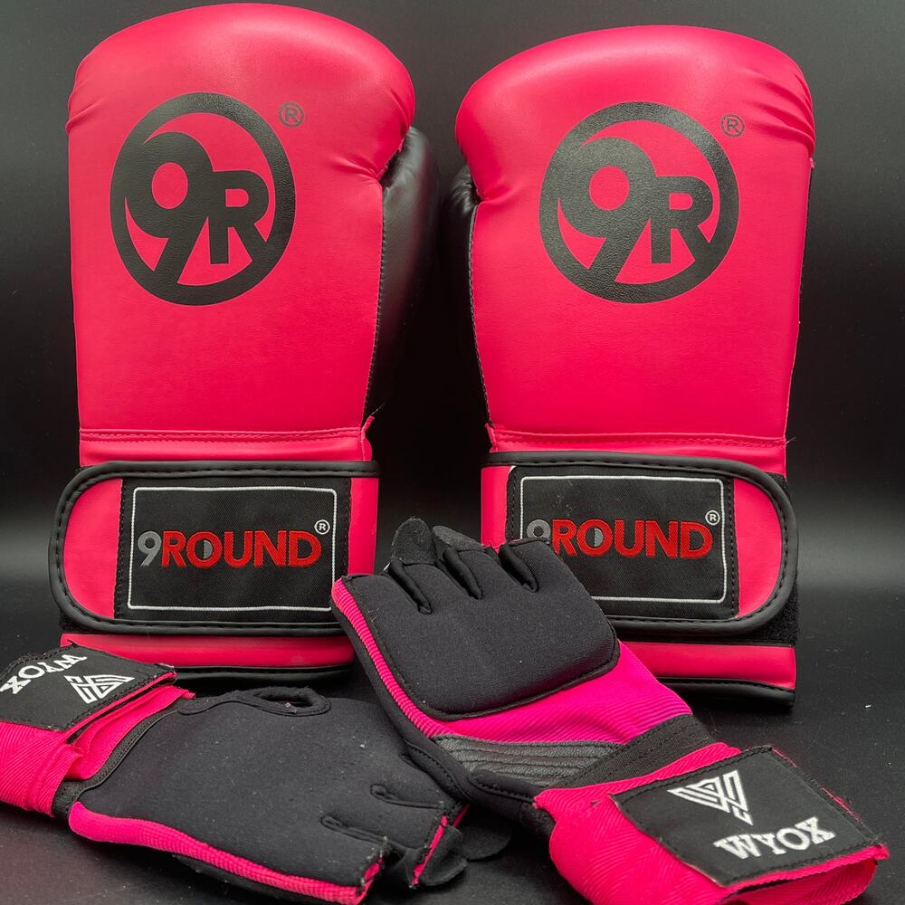 9 Round Boxing and Work-out Gloves Pink Black For Kickbox Fitness